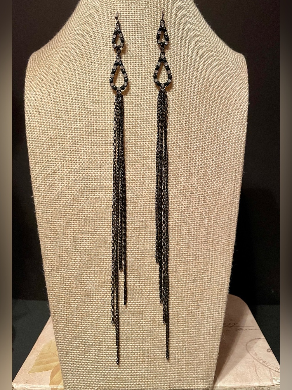 Black Shoulder Duster Earrings — Elegant Women’s Statement Jewelry - Picture 3 of 4